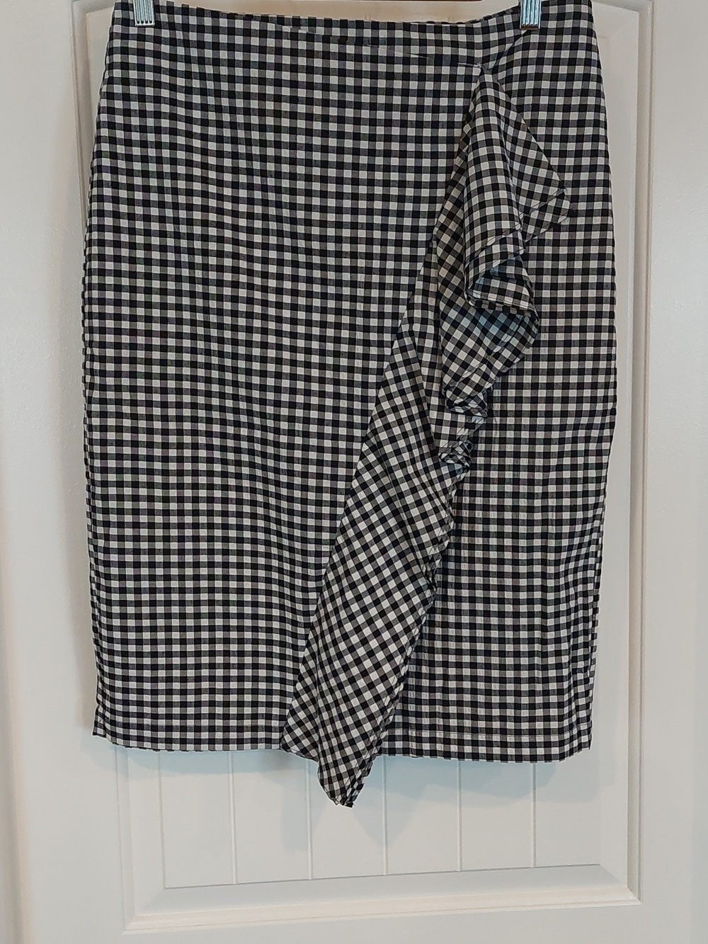 Black and White Gingham Ruffle Pencil Skirt - Women 10